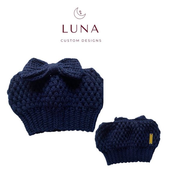 Handmade Horsetail Womens Knitted Beanie - Picture 10 of 10